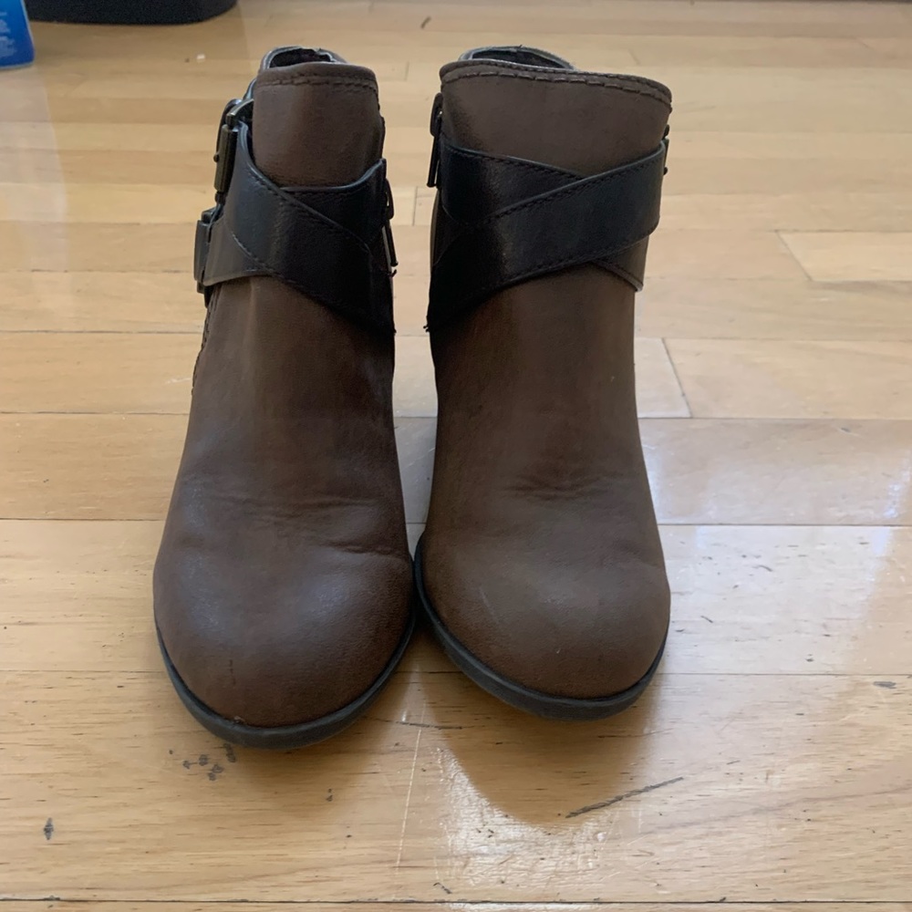 Nordstrom booties size 5